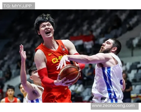 中国男篮迎战菲律宾队力争在国际赛场上再创辉煌